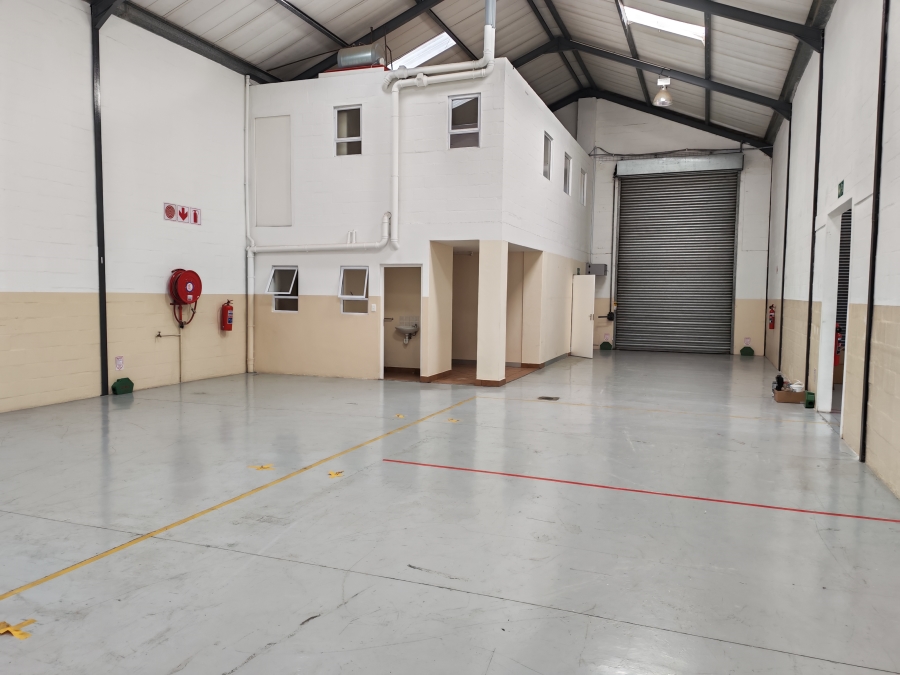 To Let Commercial Property for Rent in Asla Park Western Cape